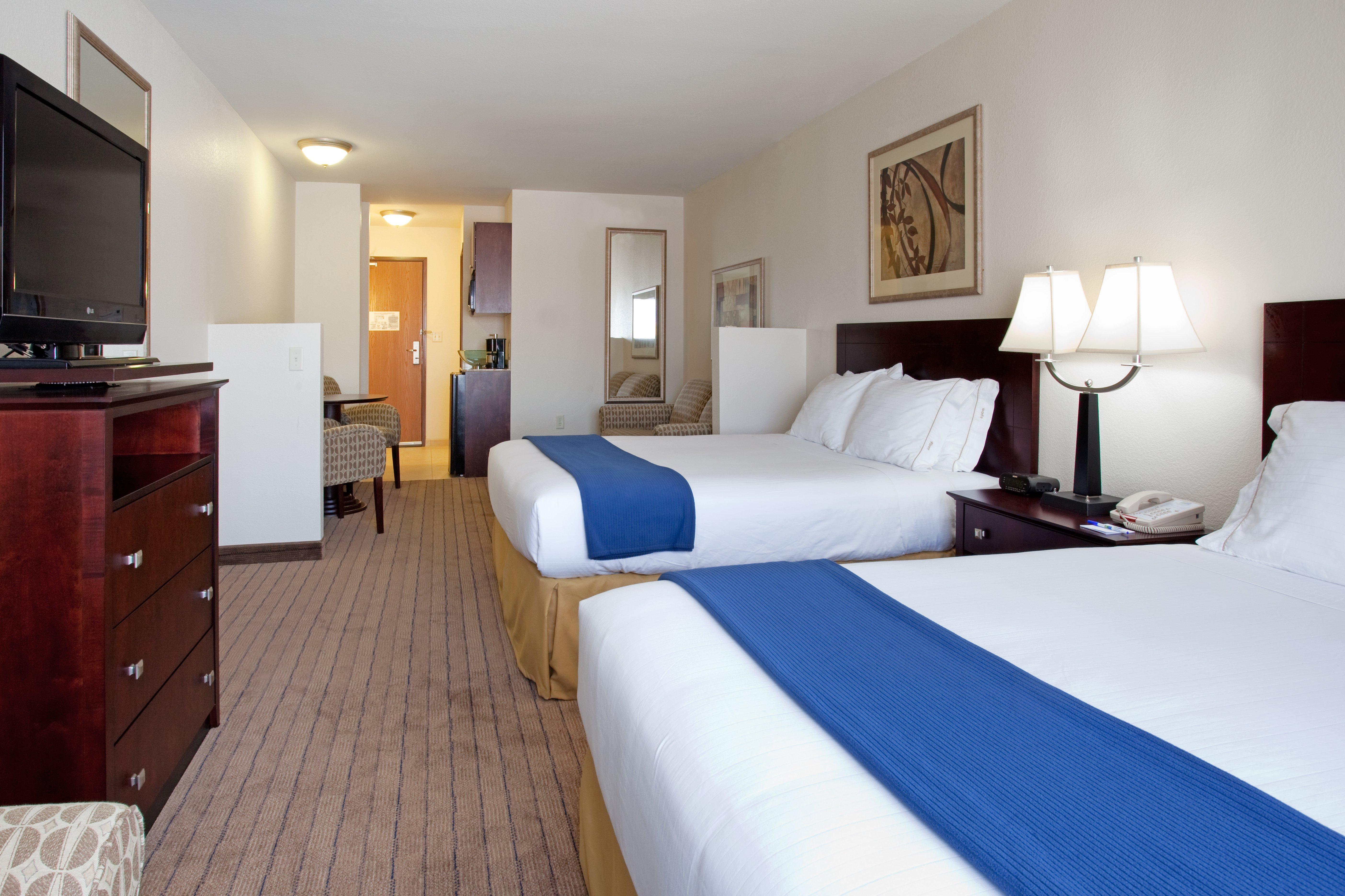 Holiday Inn Express & Suites Buffalo, An Ihg Hotel Екстериор снимка