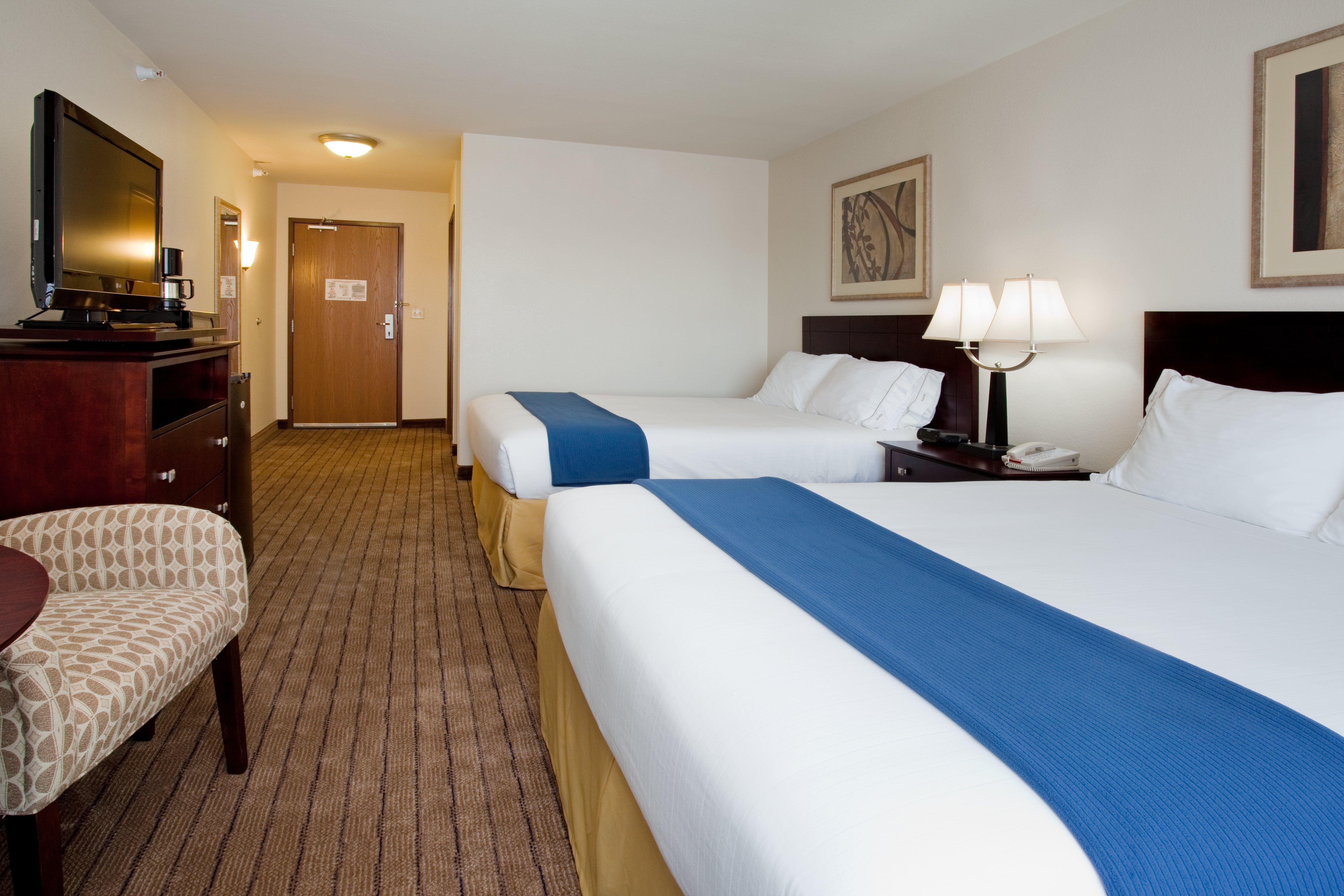 Holiday Inn Express & Suites Buffalo, An Ihg Hotel Екстериор снимка